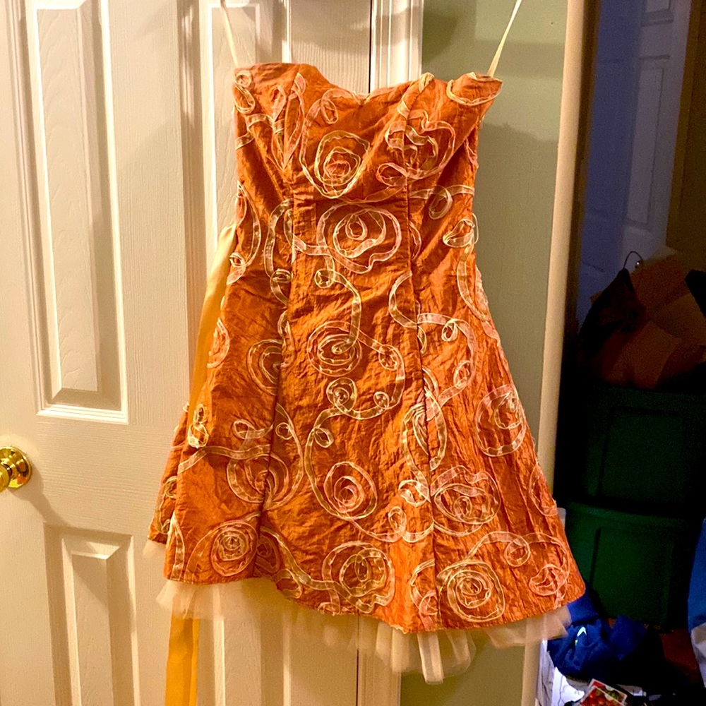 Strapless dress